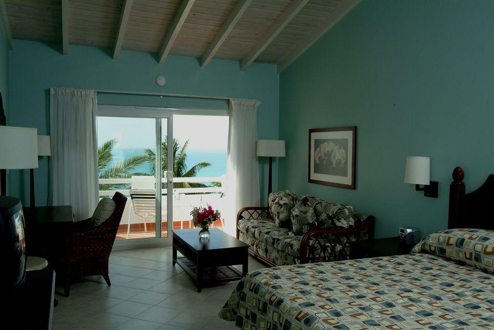 Trade Winds Hotel Dickenson Bay Exteriér fotografie