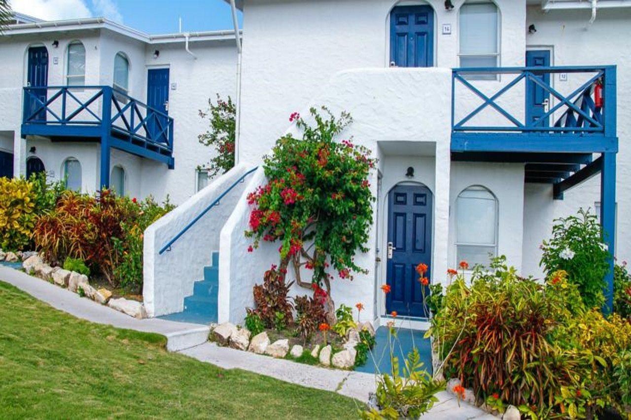 Trade Winds Hotel Dickenson Bay Exteriér fotografie