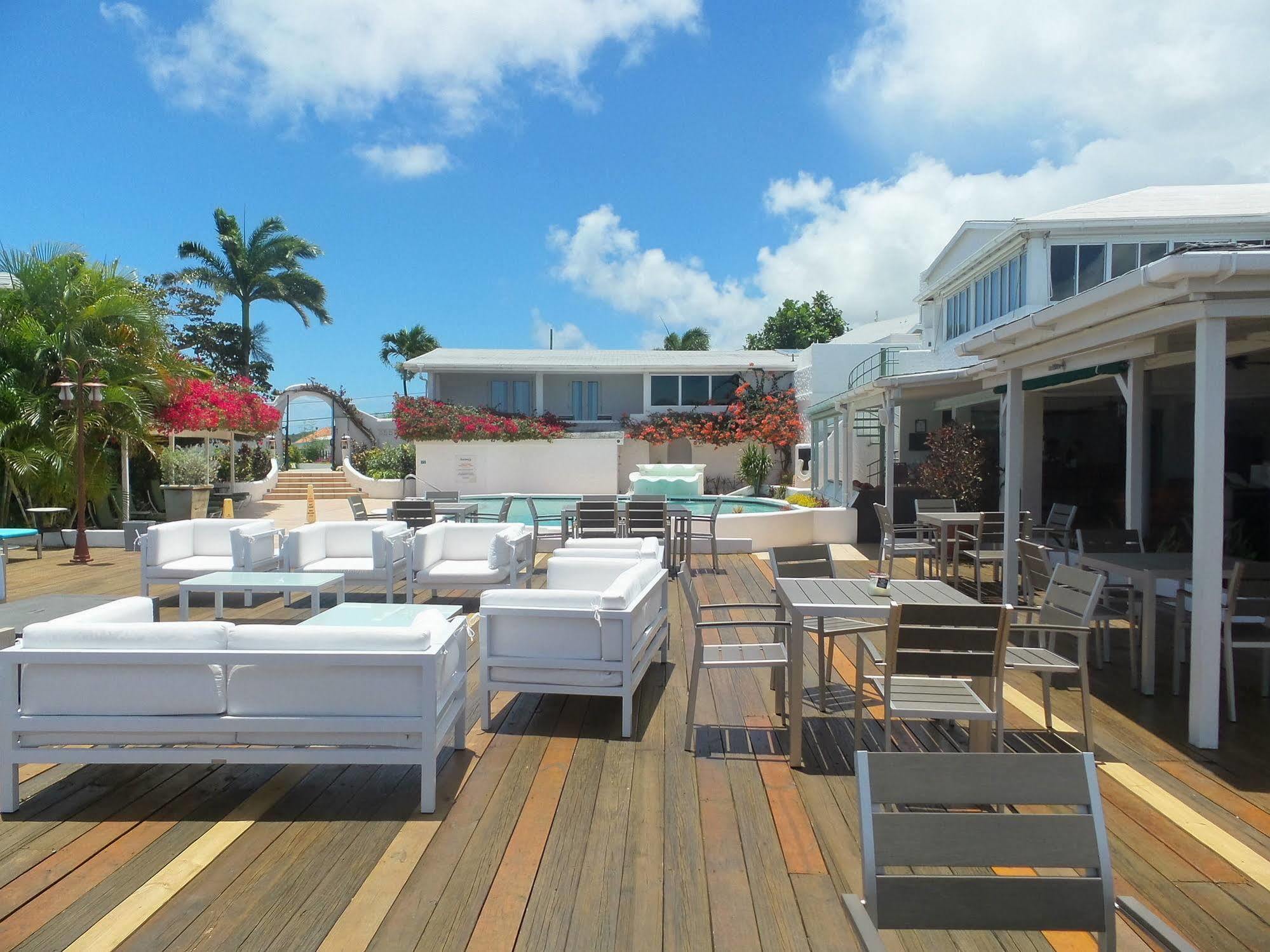 Trade Winds Hotel Dickenson Bay Exteriér fotografie