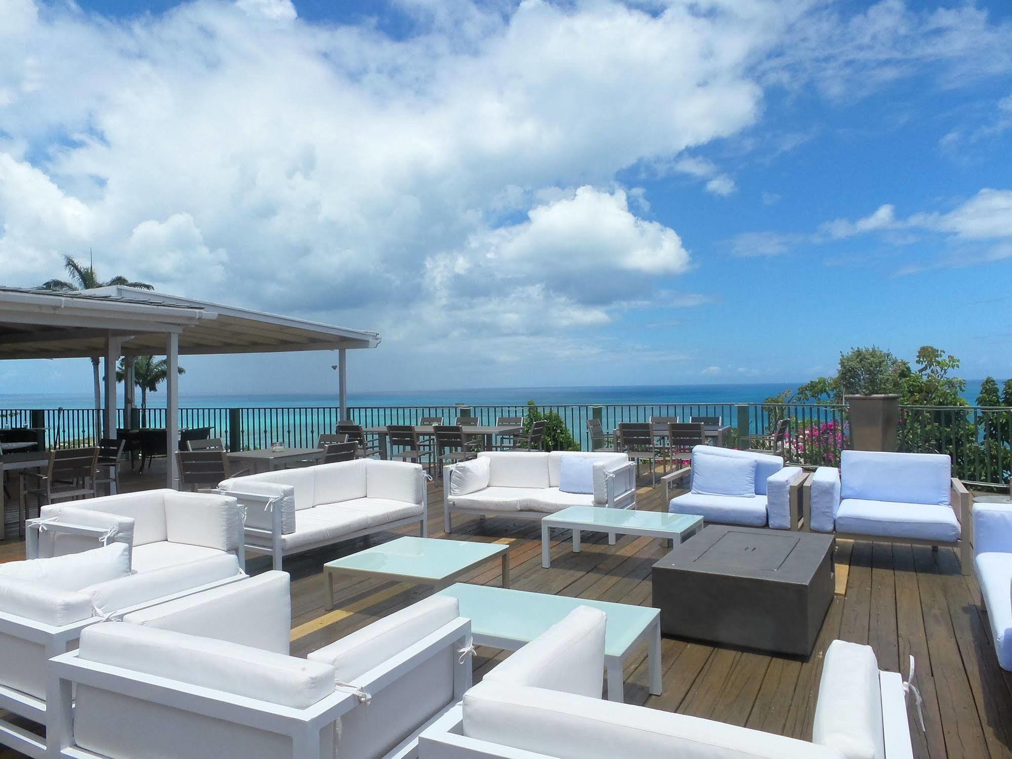 Trade Winds Hotel Dickenson Bay Exteriér fotografie